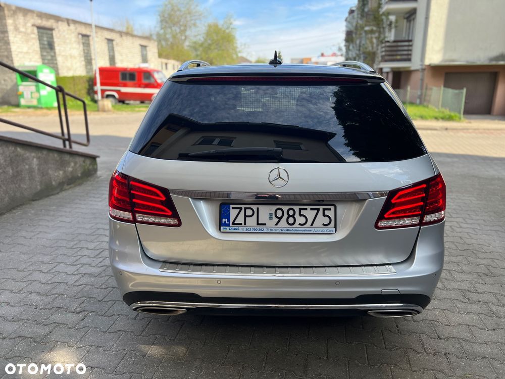 Mercedes-Benz Klasa E 300 CDI DPF BlueEFFICIENCY 7G-TRONIC - 6