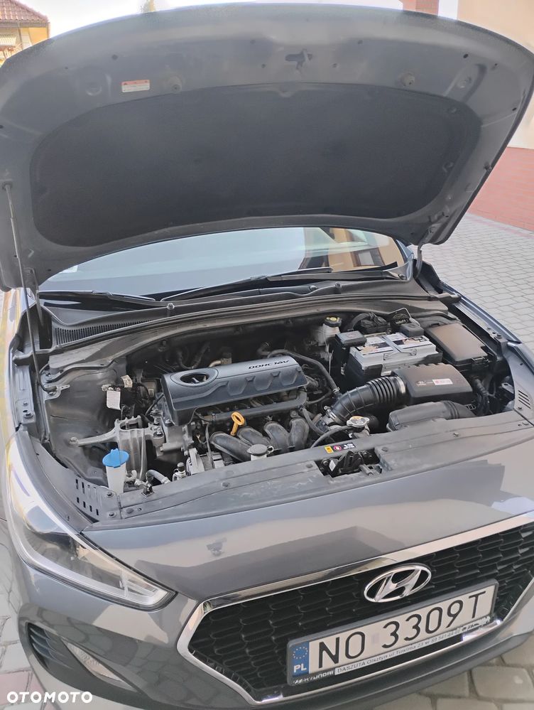 Hyundai i30 1.4 Classic + - 16