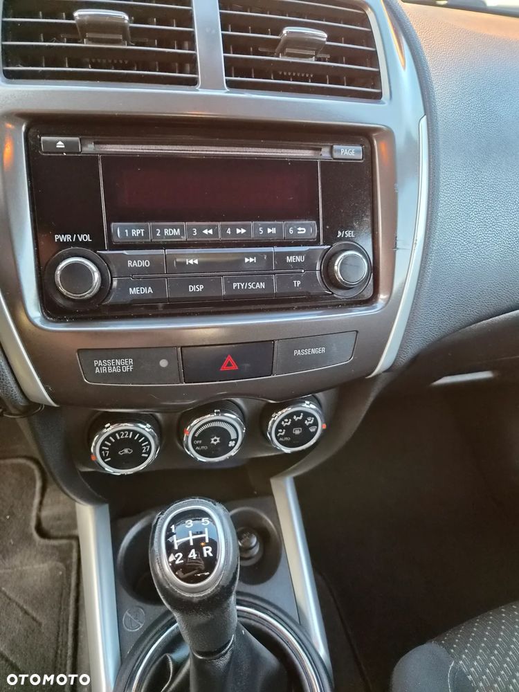 Mitsubishi ASX 1.6 Inform - 24