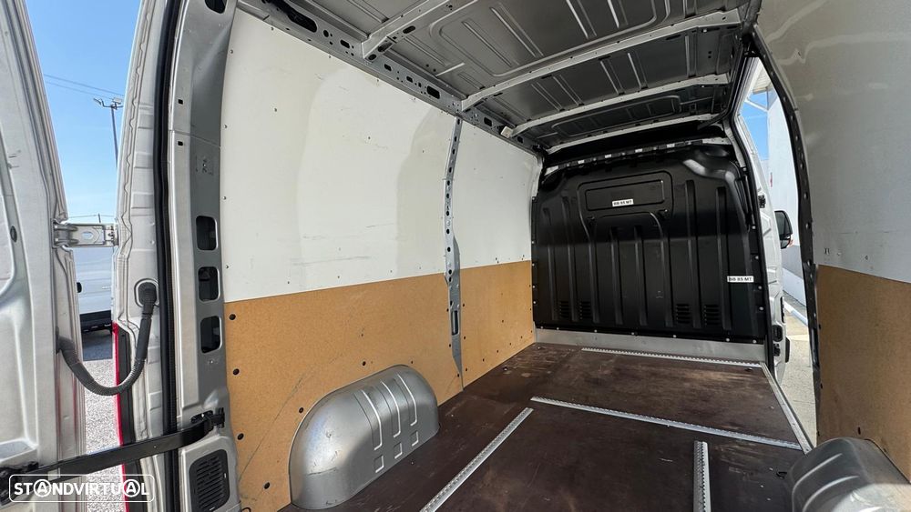Renault Master 2.3 dCi L2 H2 Cx Automática - 12