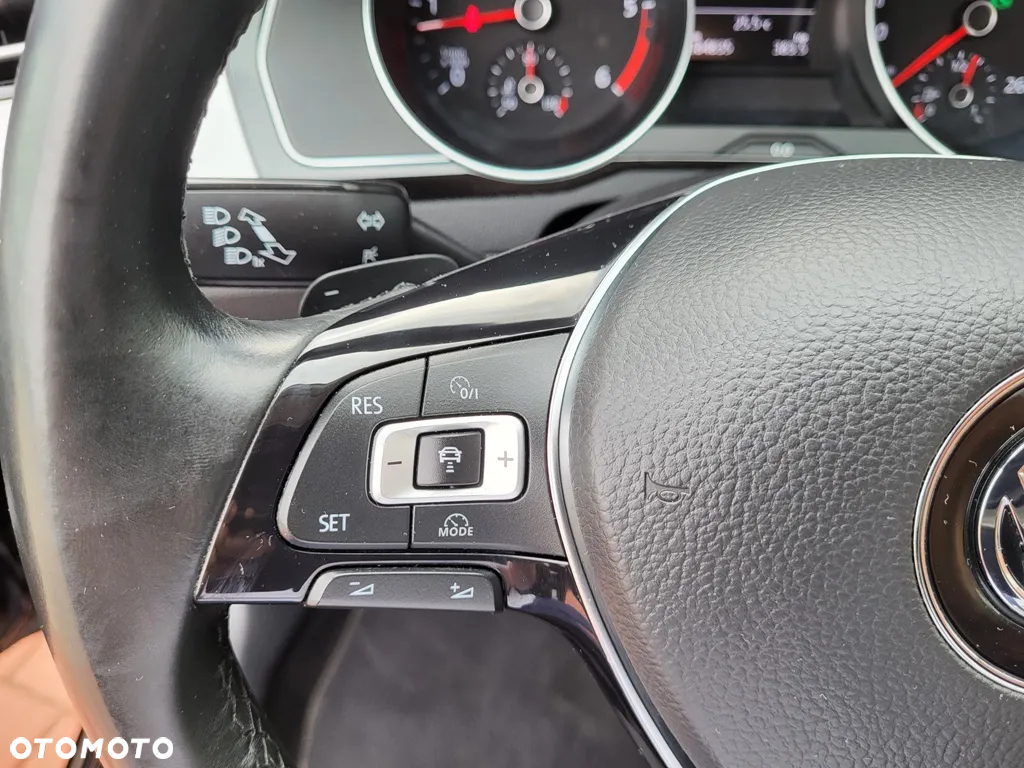 Volkswagen Passat 2.0 TDI BMT Comfortline DSG - 15