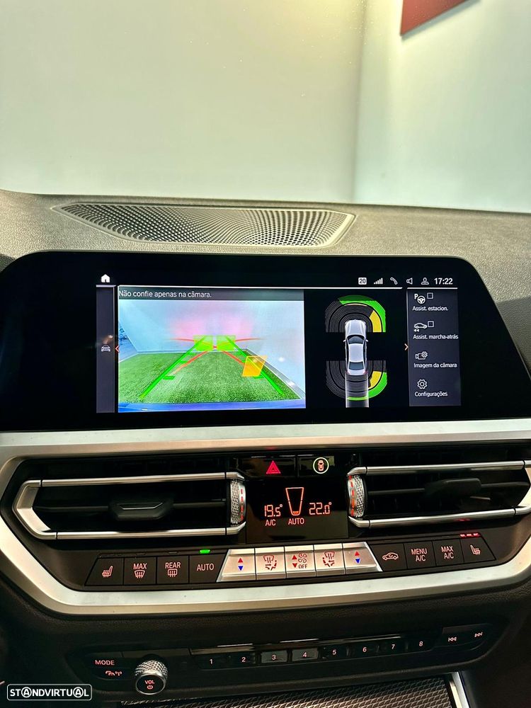 BMW 330 e Aut. M Sport - 24
