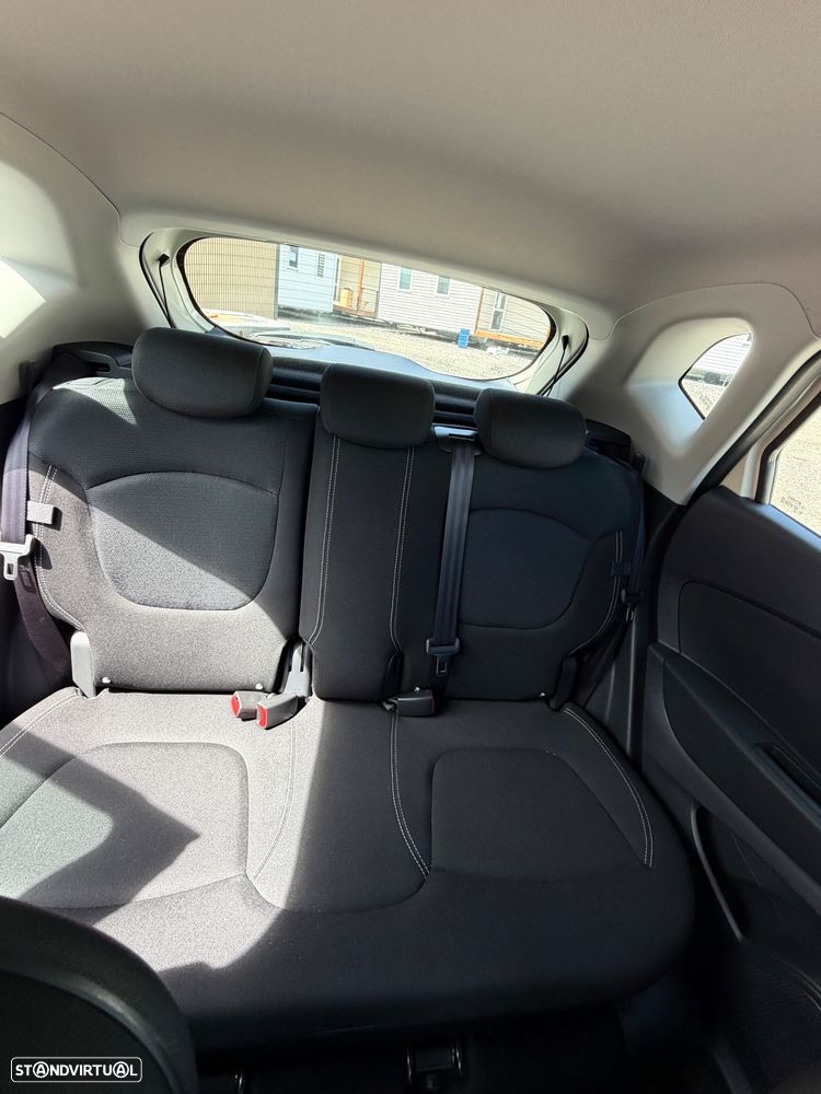 Renault Captur 1.5 dCi Red Edition - 15