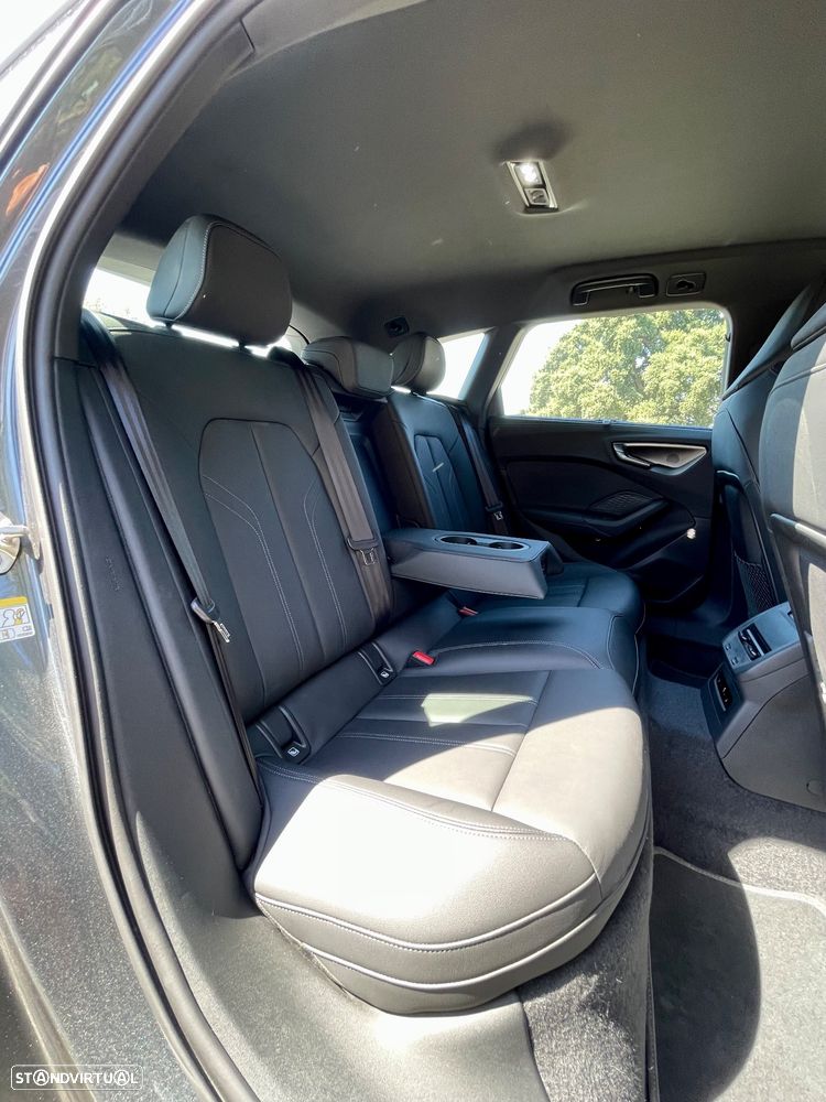 Audi A5 Avant TDI S line Tech - 28