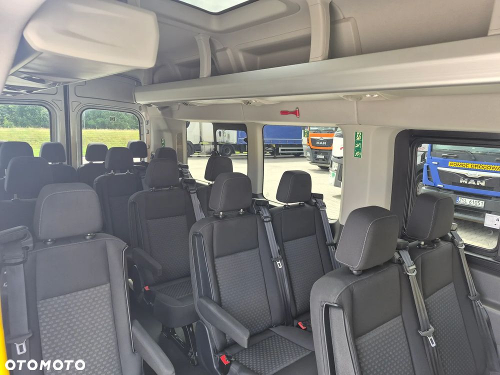 Ford Transit - 13