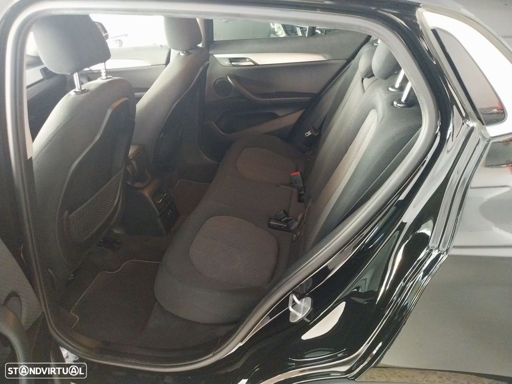 BMW X2 18 i sDrive Auto Advantage - 9