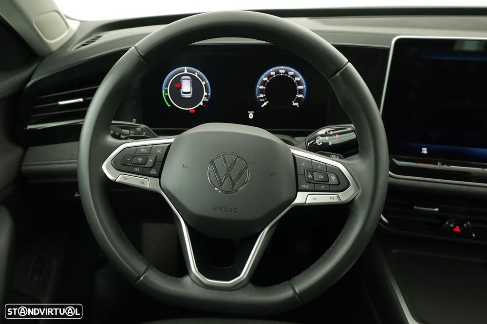 VW Passat Variant 1.5 TSI eHybrid DSG - 14