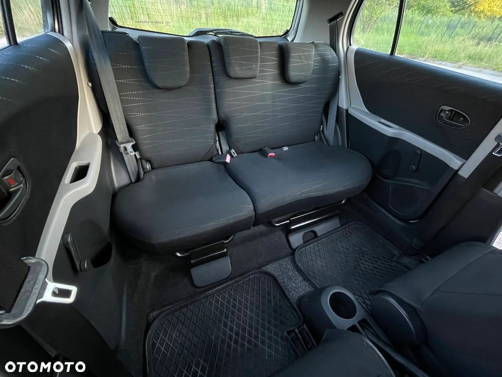 Toyota Yaris 1.3 Luna - 37