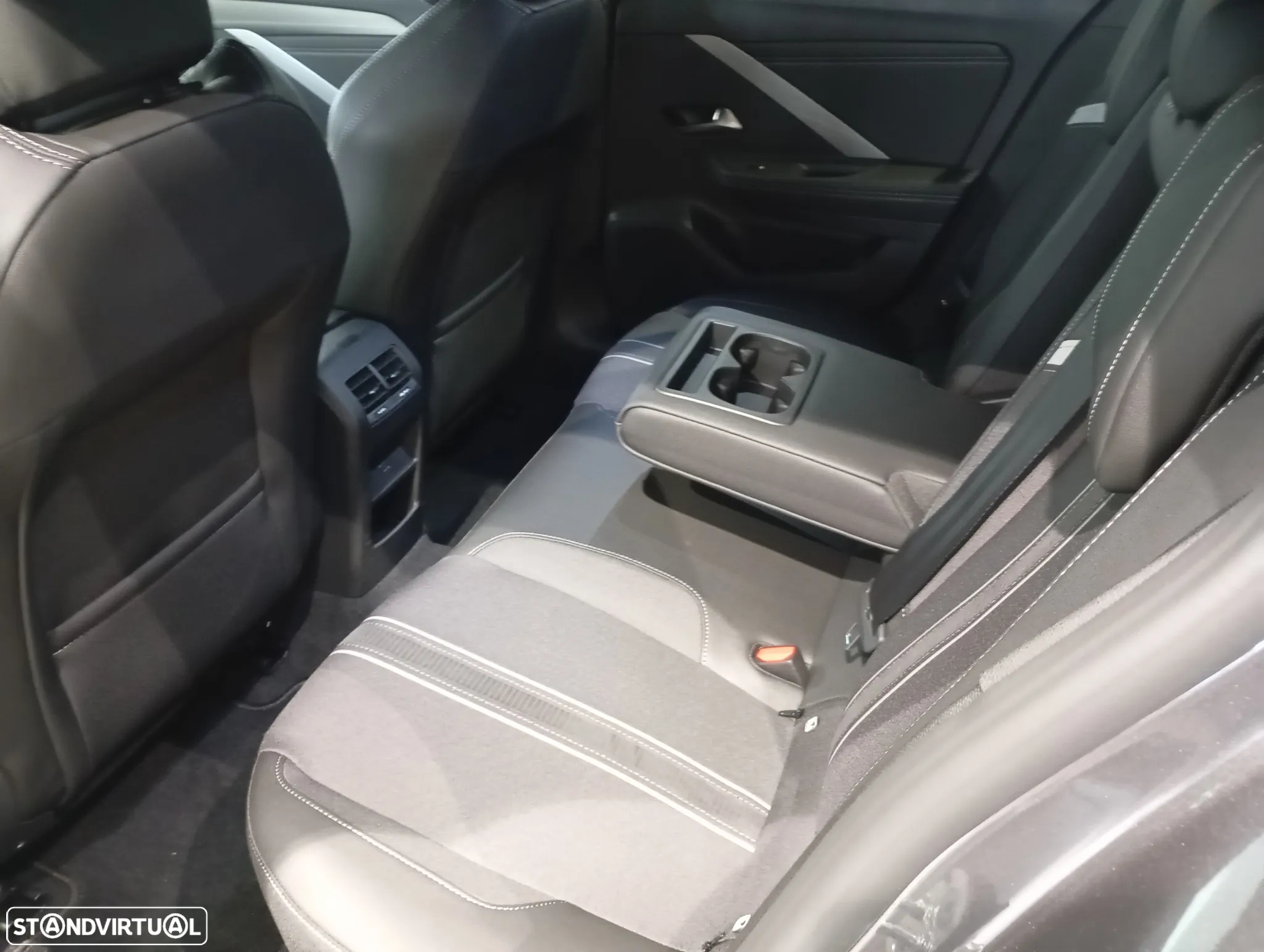 Opel Astra Sports Tourer 1.2 T Hybrid GS eDCT - 7