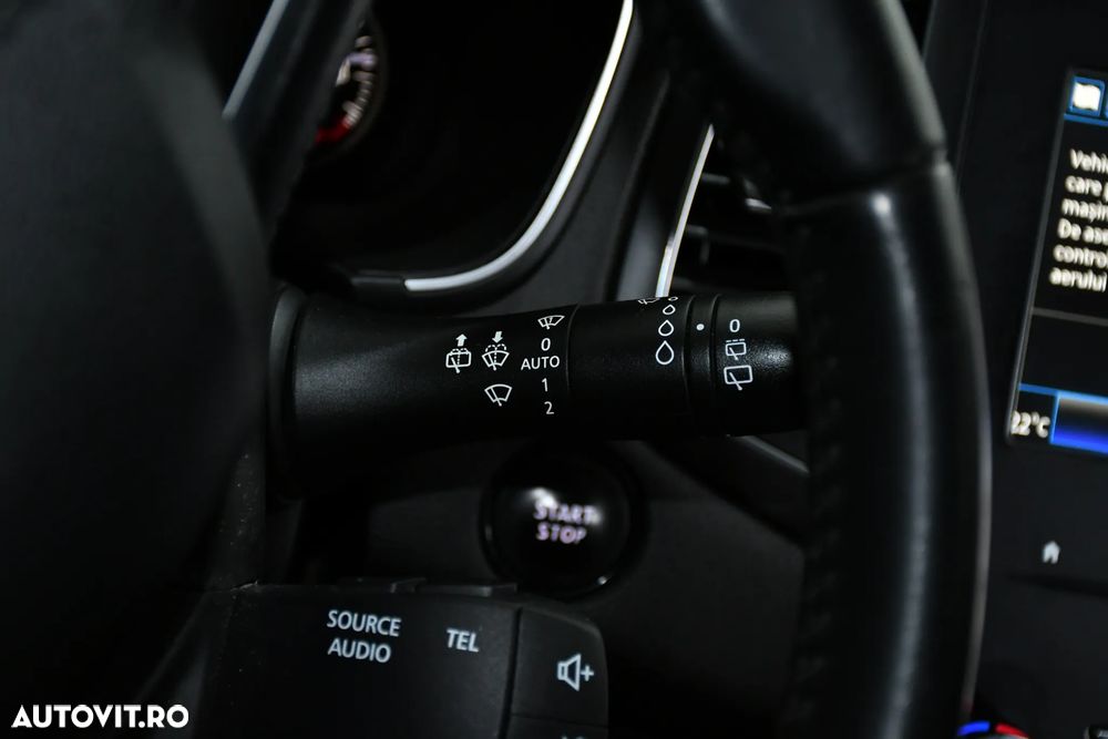 Renault Megane BLUE dCi 115 BUSINESS EDITION - 28