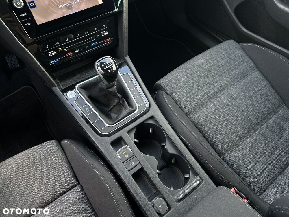 Volkswagen Passat Variant 2.0 TDI EVO Business - 20