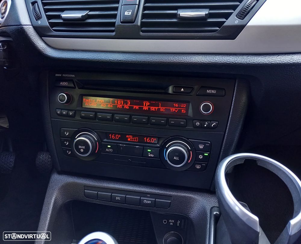 BMW X1 18 d sDrive - 19