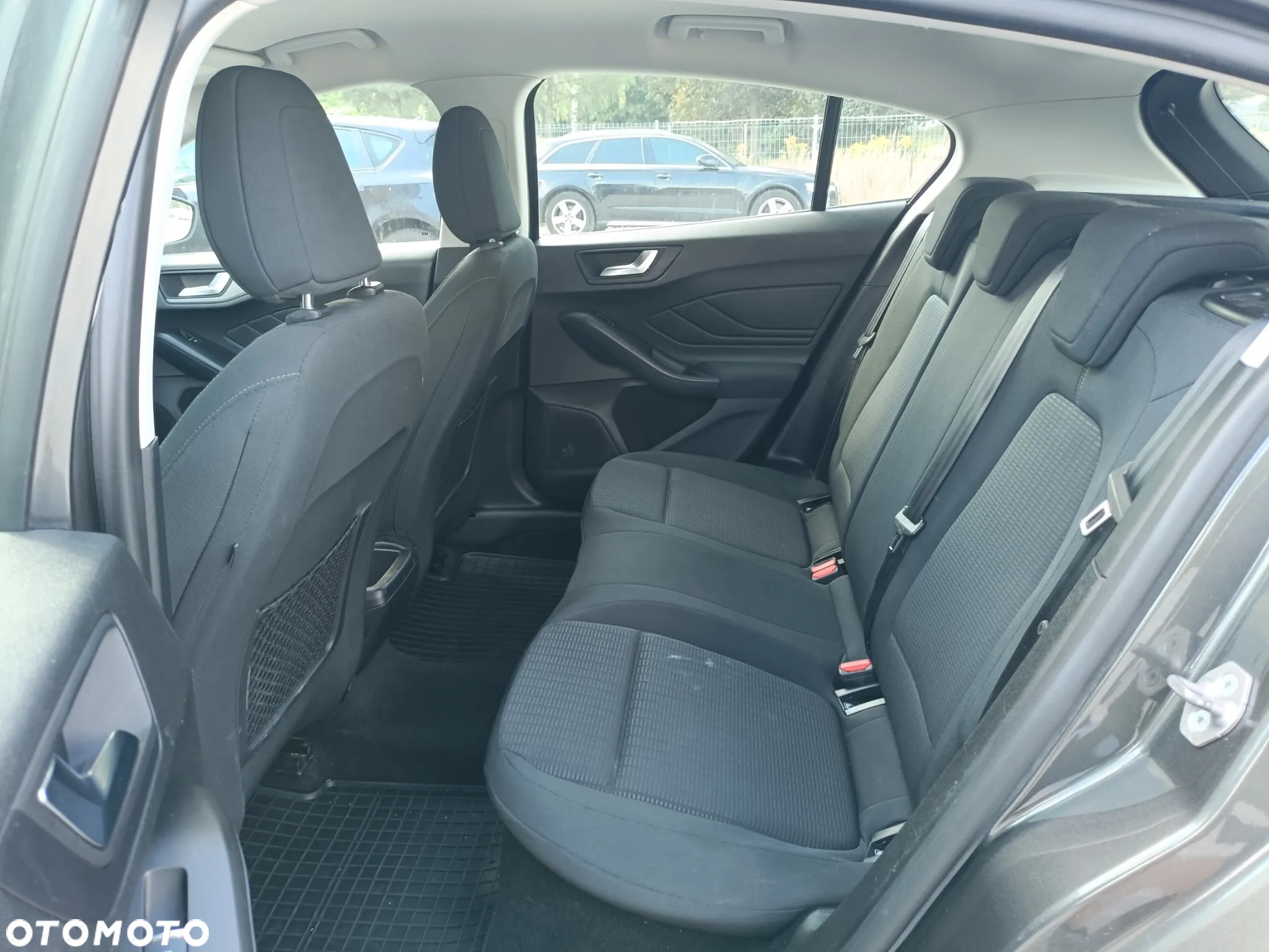 Ford Focus - 12