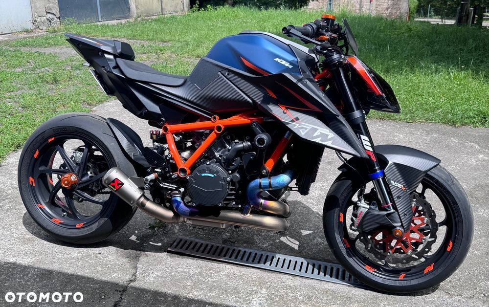 KTM Super Duke - 4