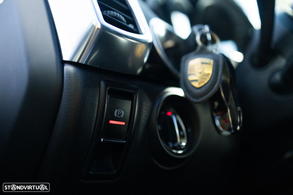 Porsche Cayenne Diesel Platinum Edition - 33