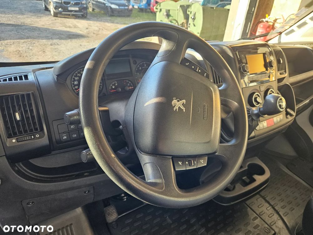 Peugeot Boxer - 21