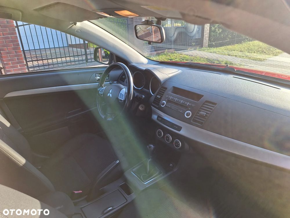 Mitsubishi Lancer 1.8 Invite - 8