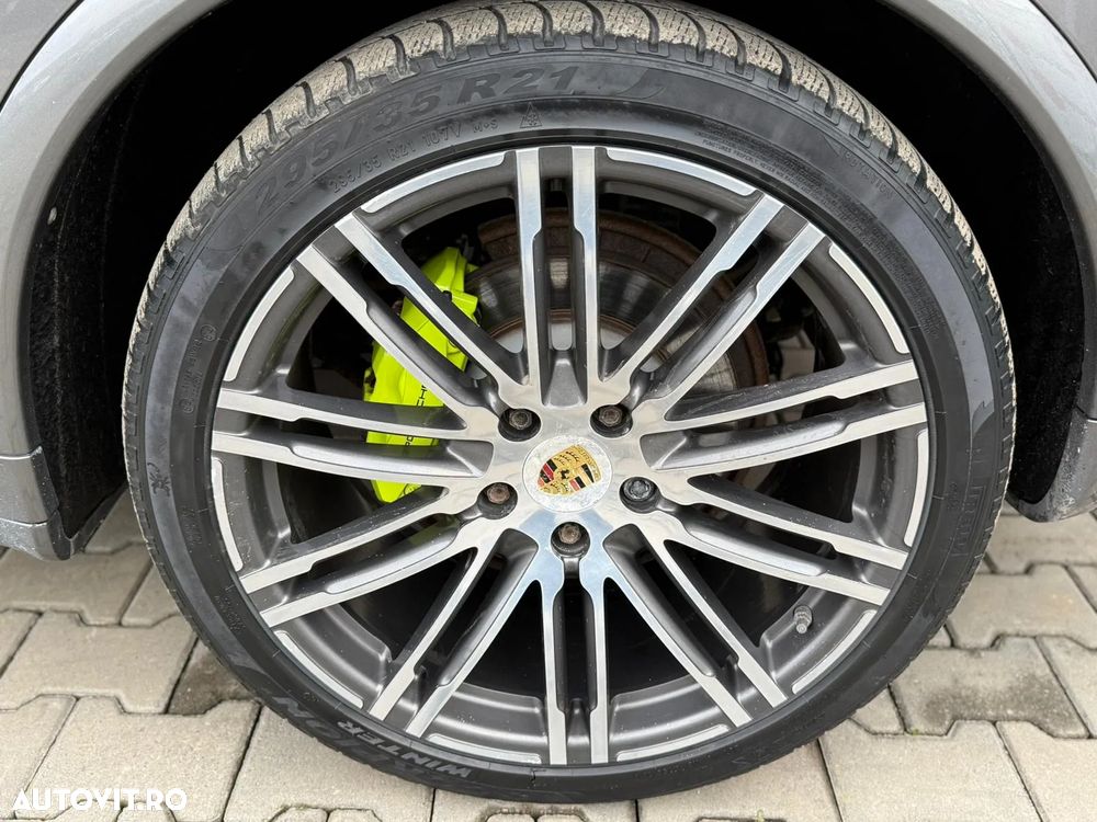 Porsche Cayenne S Hybrid V6 3.0L Aut. - 12