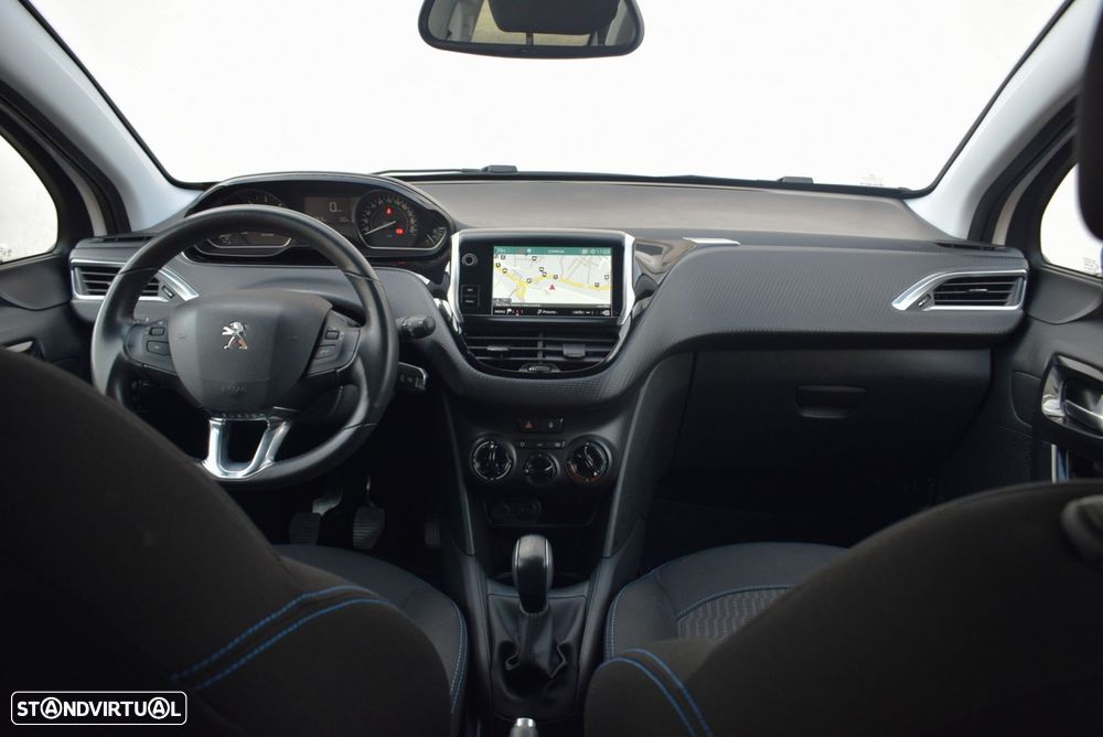 Peugeot 208 1.5 BlueHDi Signature - 6