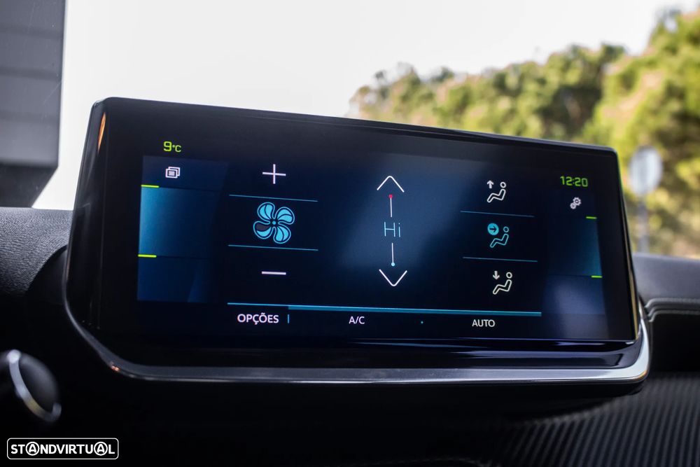 Peugeot e-208 50 kWh GT Line - 39