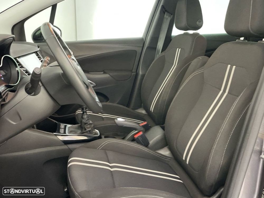 Opel Crossland 1.2 T Design & Tech — fotografia 17