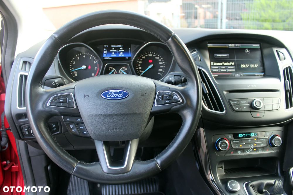 Ford Focus 1.0 EcoBoost Titanium - 13