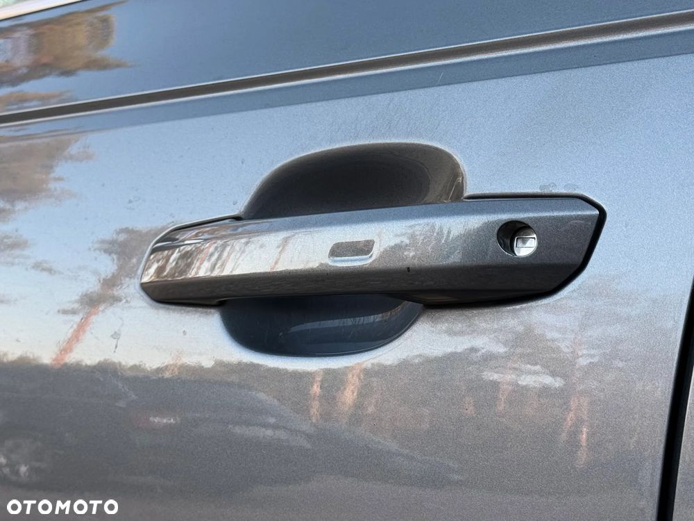 Audi A4 Avant - 6