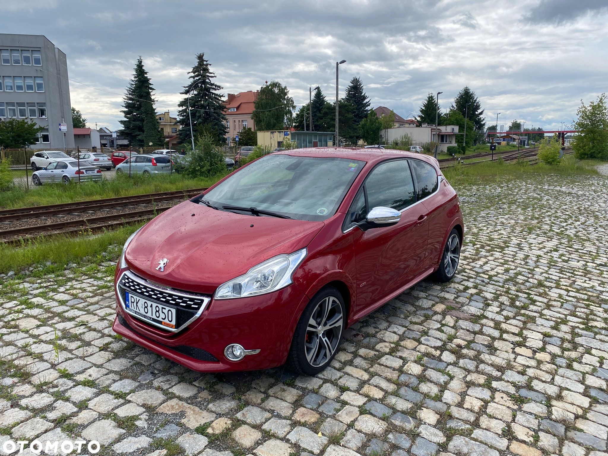 Peugeot 208 1.6 THP GTi - 1