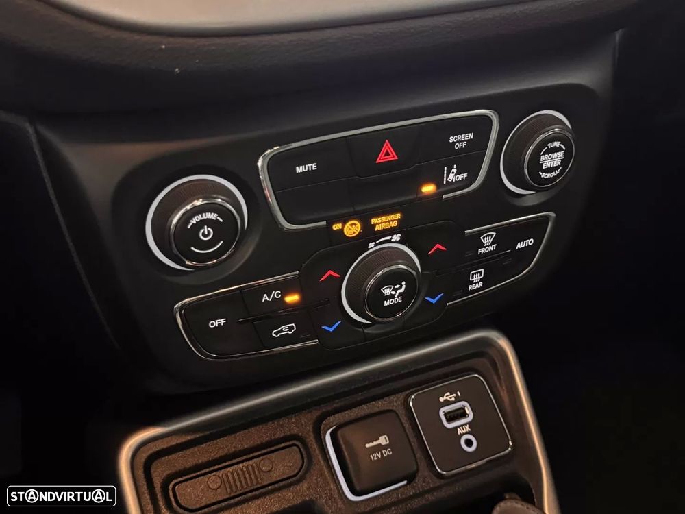 Jeep Compass 1.3 T Longitude - 19