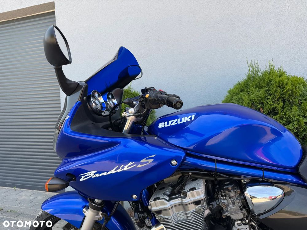Suzuki Bandit - 32