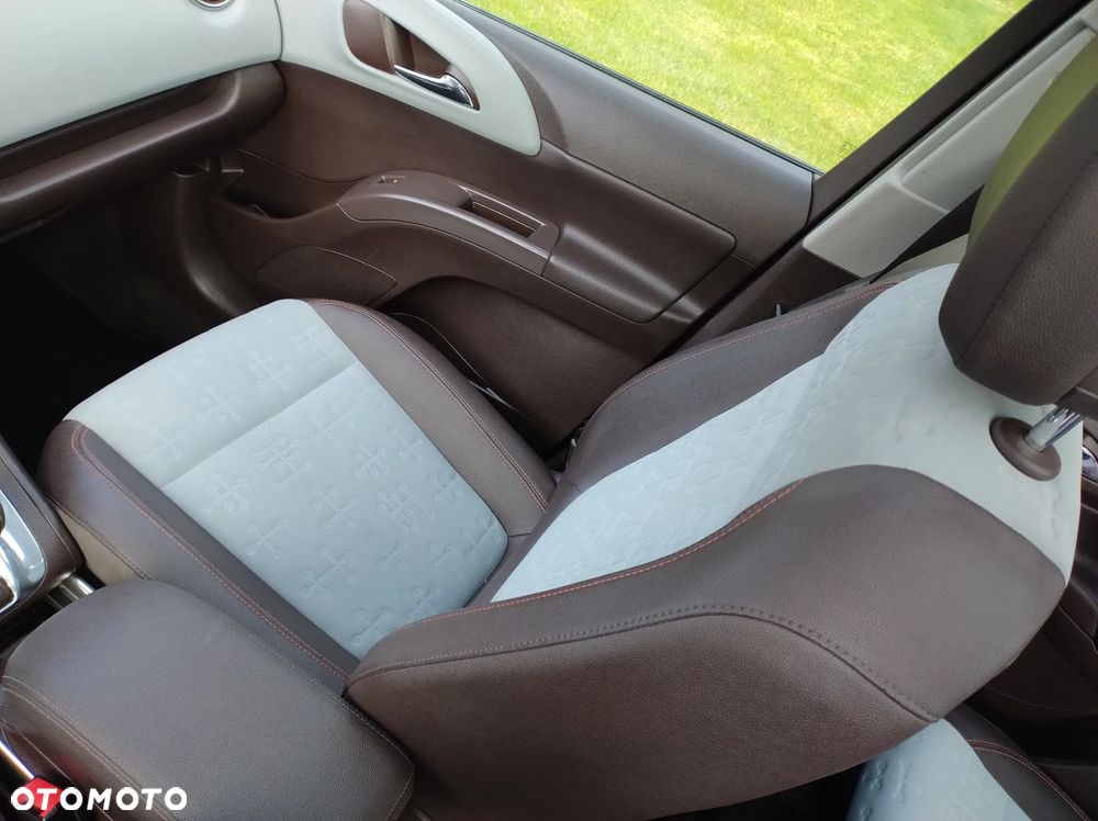 Opel Meriva 1.4 Active - 29