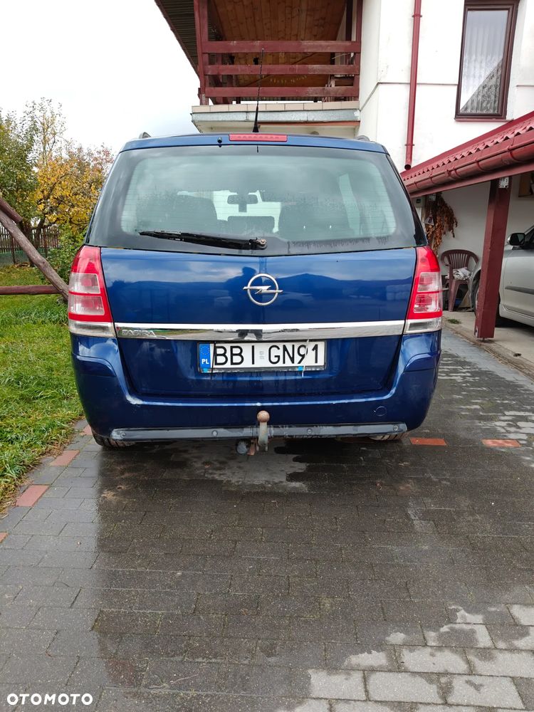 Opel Zafira - 8