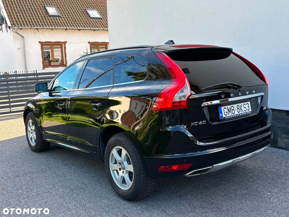 Volvo XC 60 D4 Geartronic Summum - 16