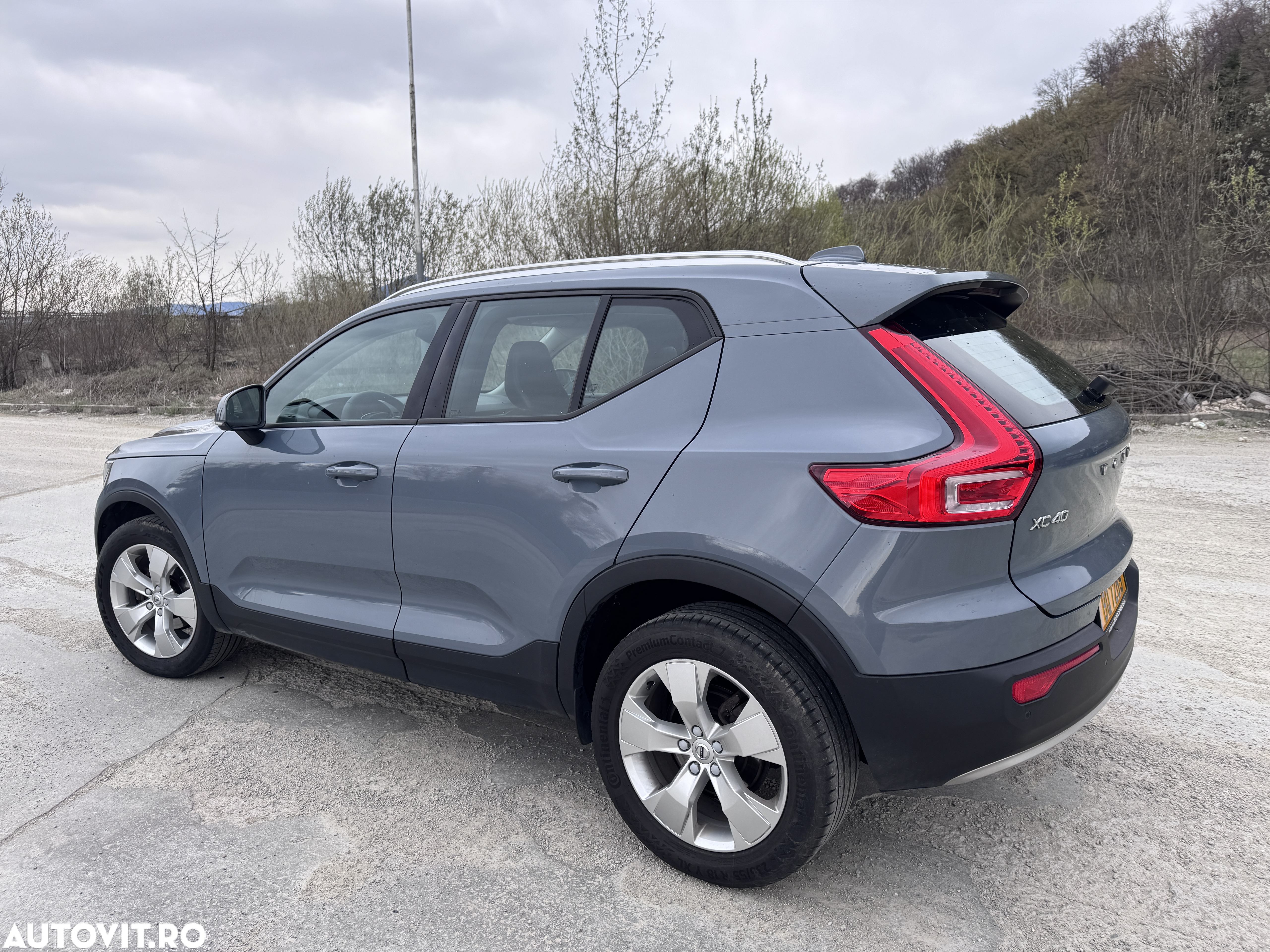 Volvo XC 40 T3 Geartronic Momentum - 8