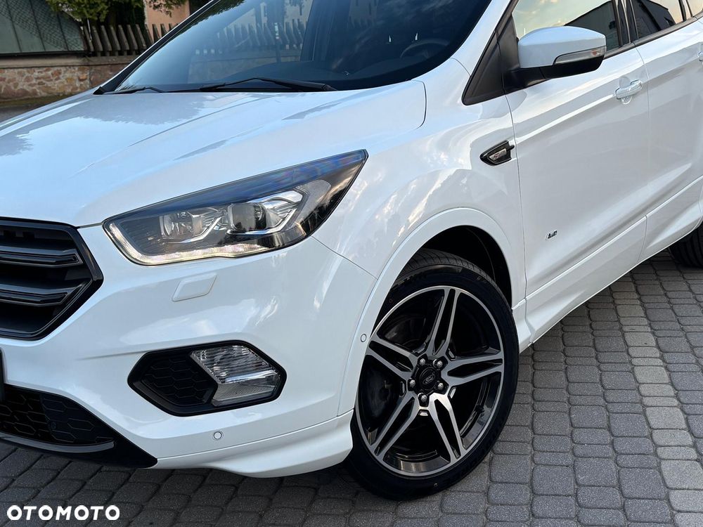 Ford Kuga 2.0 TDCi AWD ST-Line - 24