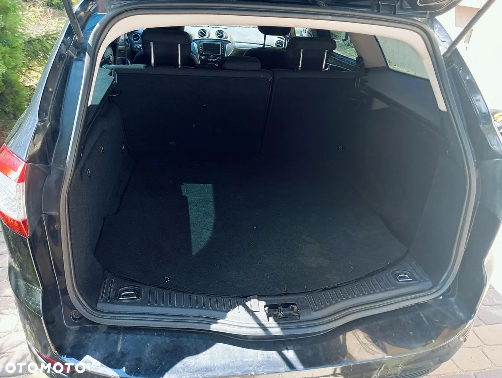Ford Mondeo - 19