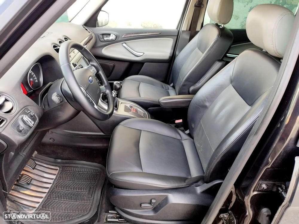 Ford Galaxy 2.0 TDCi Ghia - 21