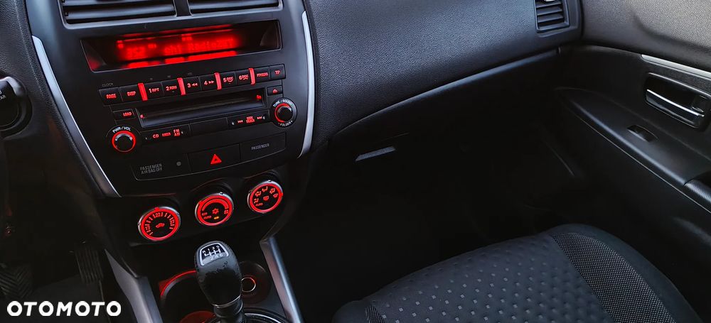 Mitsubishi ASX 1.8 DID Invite 4WD AS&G - 19