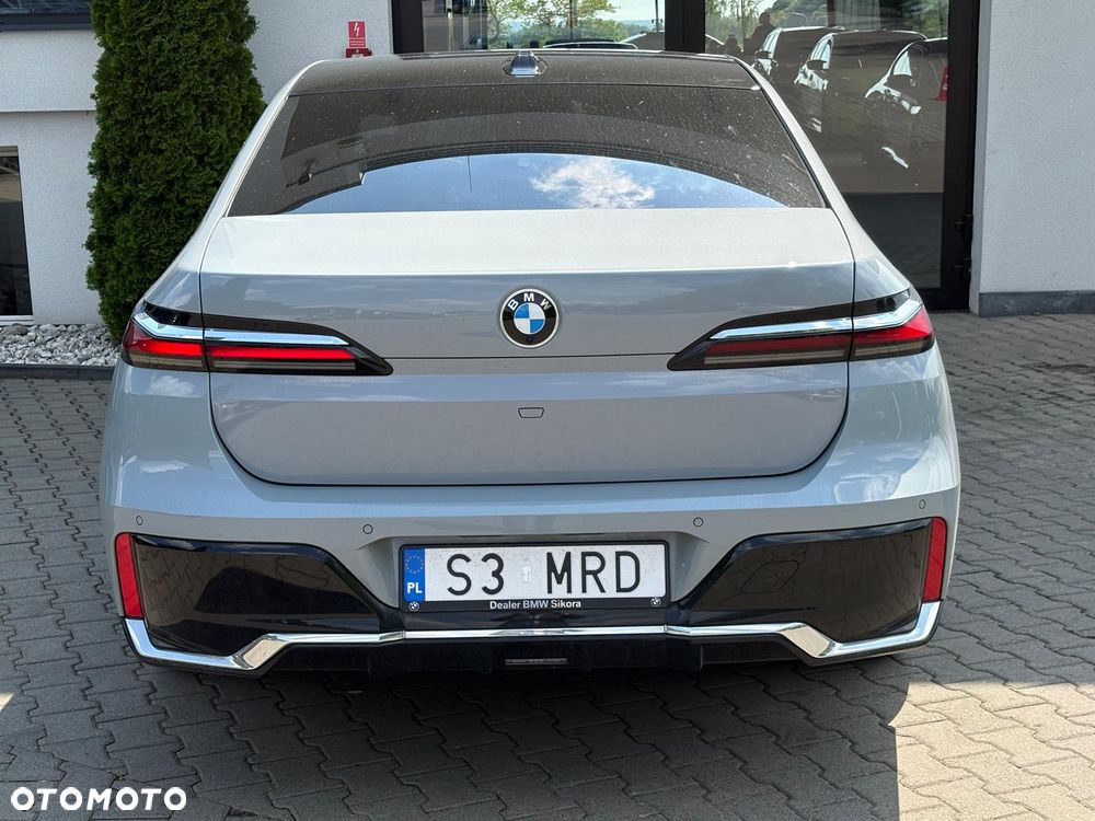 BMW Seria 7 740d xDrive mHEV Individual Edition sport - 4