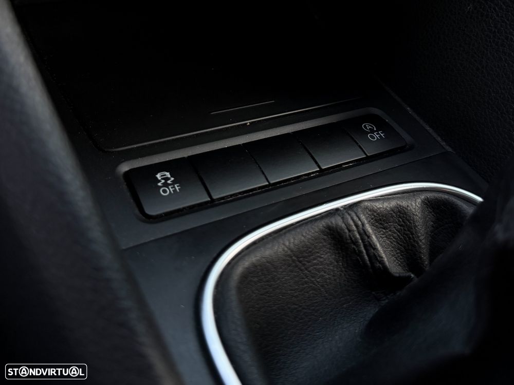 VW Golf 1.6 TDi Edition - 7