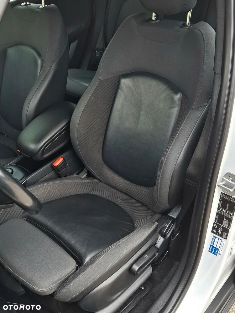 MINI Countryman Cooper ALL4 Classic Trim - 27