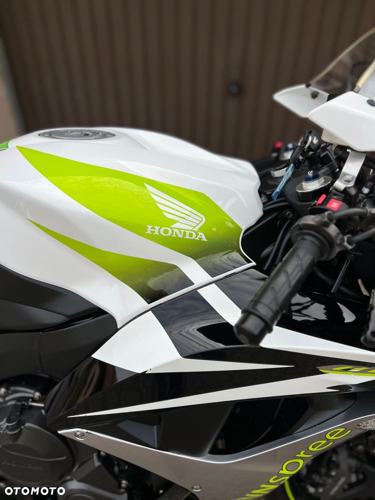 Honda CBR - 5