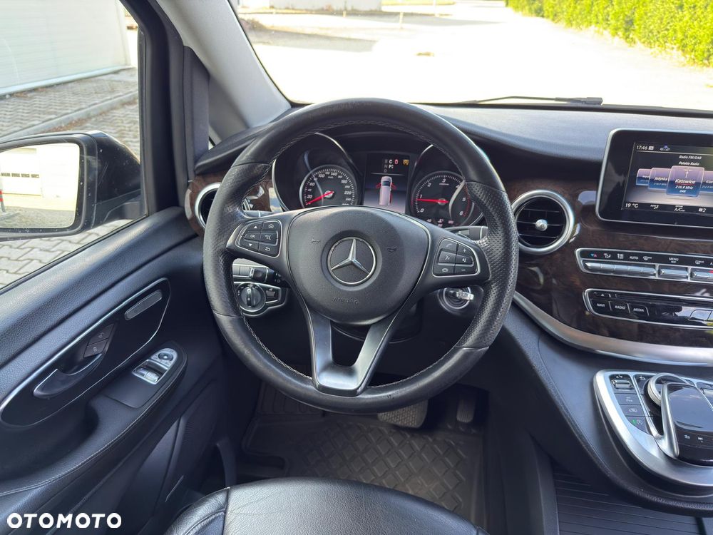 Mercedes-Benz Klasa V 250 (BlueTEC) d lang 7G-TRONIC - 23