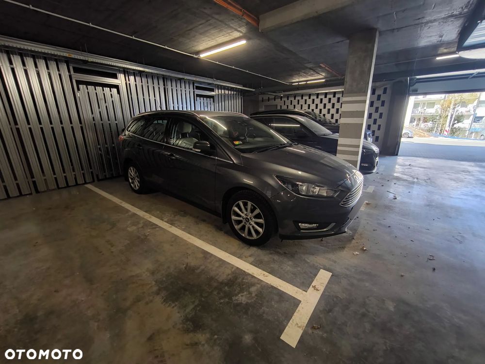 Ford Focus 1.6 FF Titanium - 5