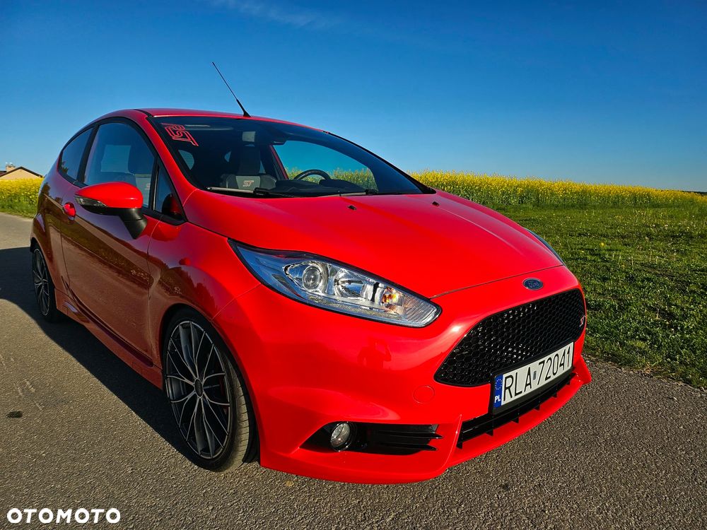 Ford Fiesta 1.6 EcoBoost ST - 2