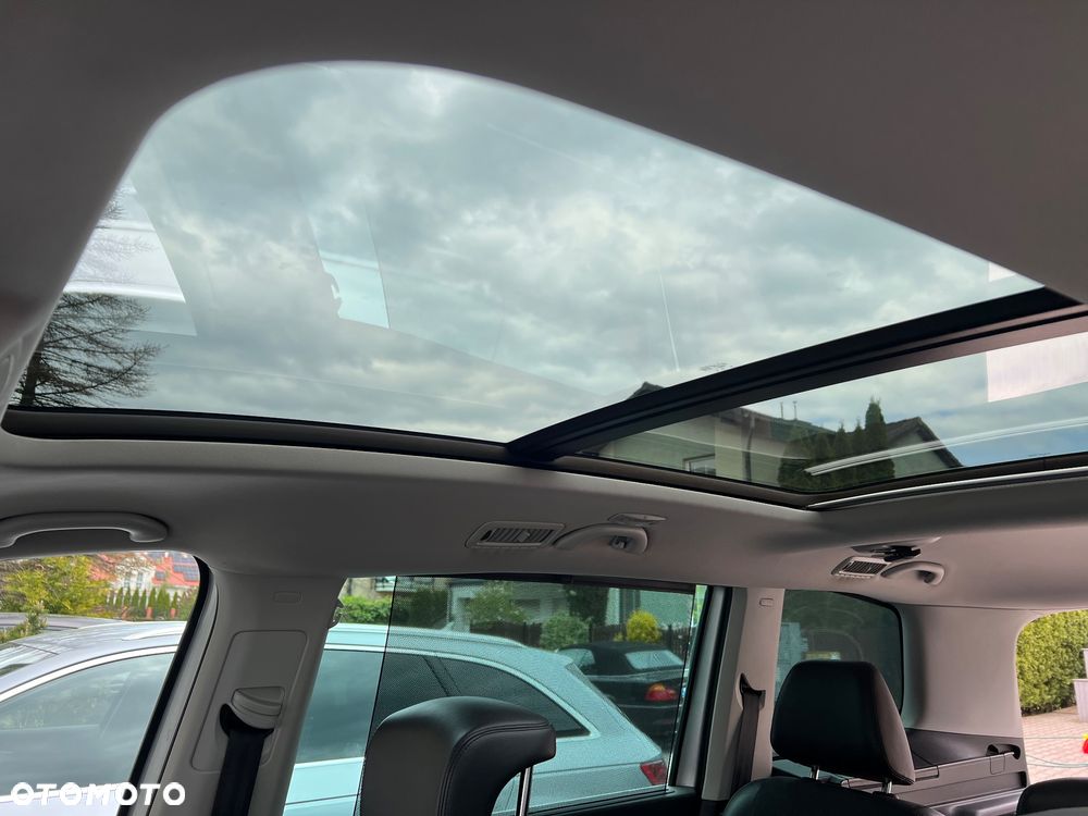Volkswagen Sharan 2.0 TDI Blue Motion Highline - 4