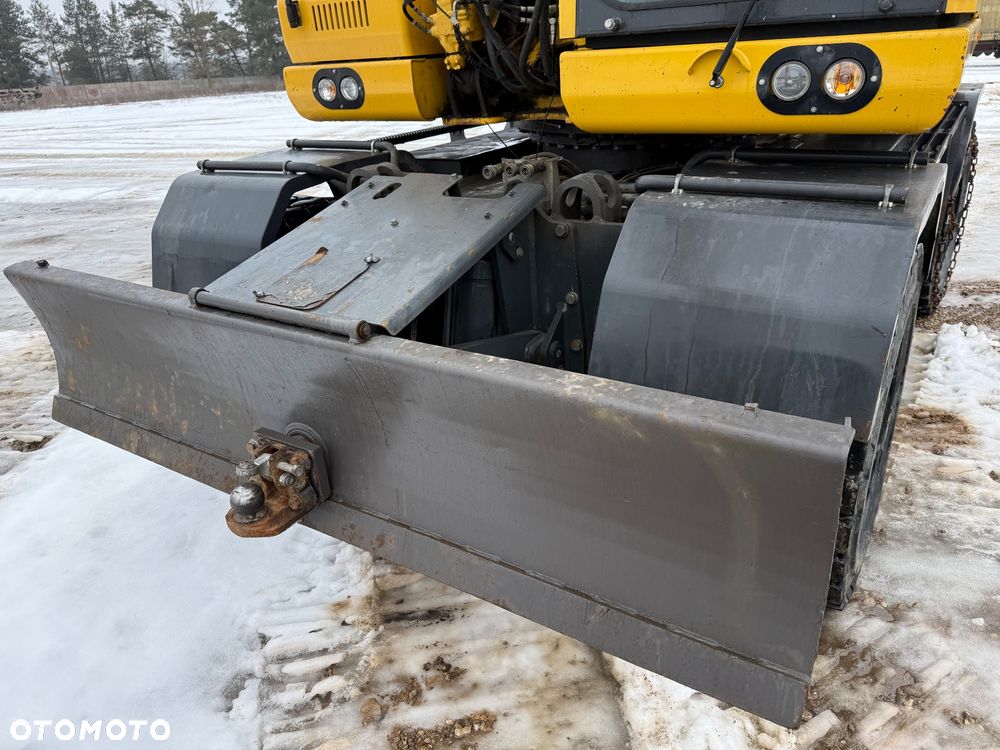 Komatsu PW 160-11 - 11