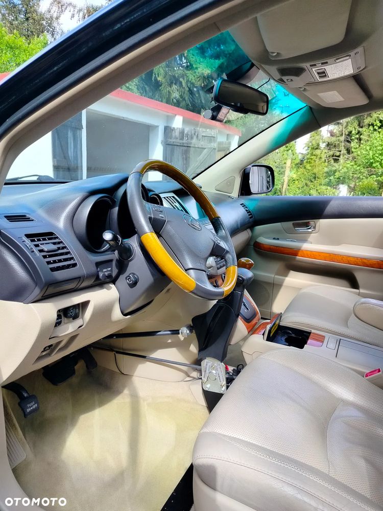 Lexus RX - 13