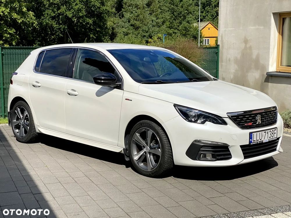 Peugeot 308 - 1