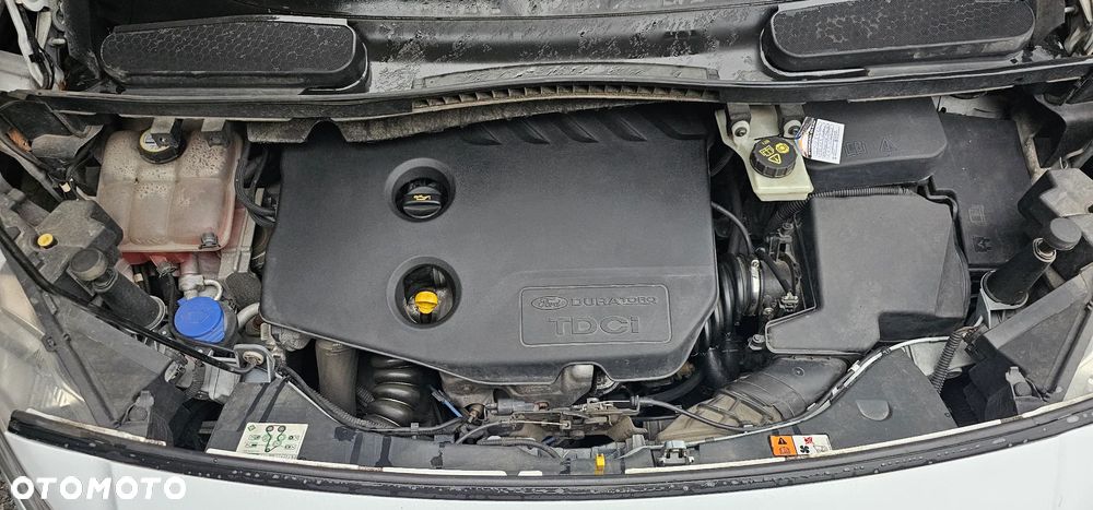 Ford Tourneo Connect 1.6 TDCi Titanium - 5